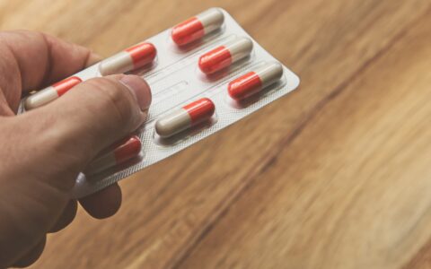 Imagem do post Conheça a maneira correta de guardar e descartar medicamentos