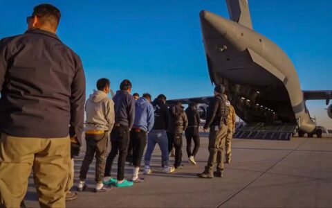 Imagem do post VÍDEO: Governo lança campanha em defesa de brasileiros deportados dos EUA: “A porta do Brasil está aberta”