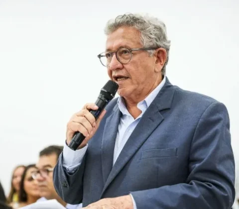 Imagem do post Caetano faz balanço do primeiro mês de gestão em Camaçari e destaca desafios no transporte e saúde