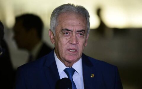 Imagem do post Otto Alencar defende reeleição de Adolfo Menezes à presidência da ALBA
