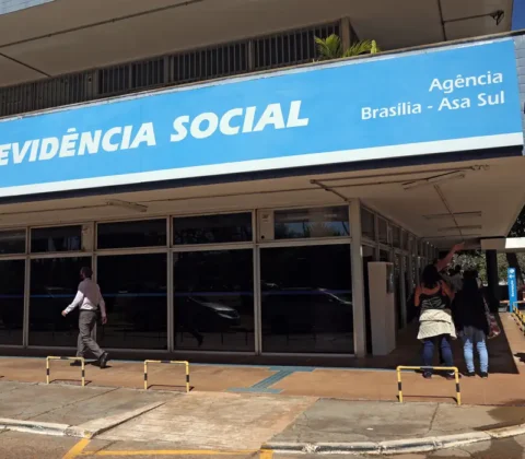 Imagem do post Fila do INSS cresceu 46,6% durante greve do órgão