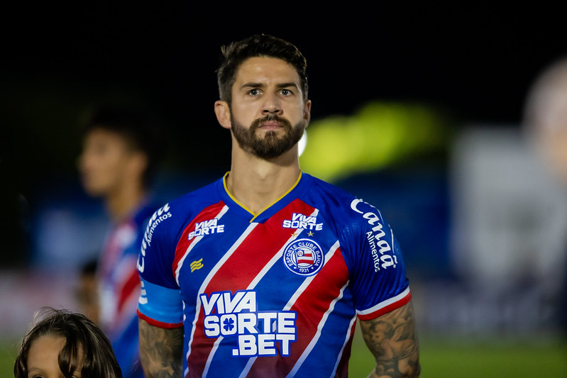 Agora é oficial! Bahia anuncia saída do atacante Everaldo