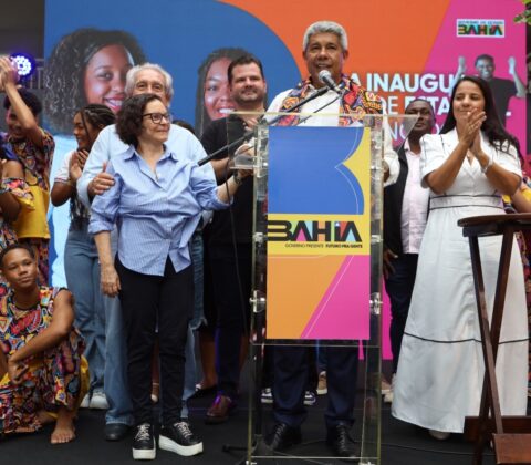 Imagem do post Jerônimo Rodrigues abre ano letivo em Conceição de Jacuípe