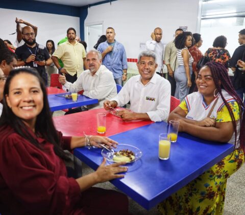 Imagem do post Estudantes do EJA da rede estadual participam de aula inaugural do novo ano letivo