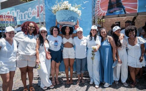 Imagem do post Dirigentes, deputados e militância celebram festa de Iemanjá na sede do PT Bahia