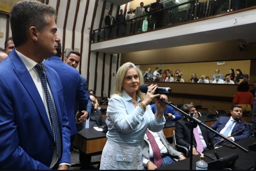 Saiba quem é a primeira mulher a presidir a ALBA