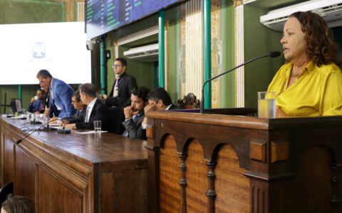 Imagem do post Vereadora Aladilce Souza cobra investigação rigorosa após sequestro de presidente do PV