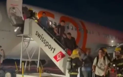 Imagem do post Avião bate em viatura durante decolagem no Galeão