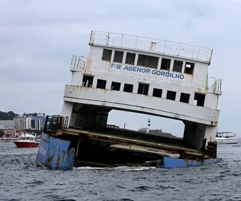Imagem do post Ferry Juracy Magalhães afundará para se tornar ponto turístico