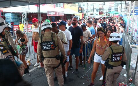 Imagem do post Pré-Carnaval de Salvador arrasta multidão; público chega a 840 mil em cinco dias