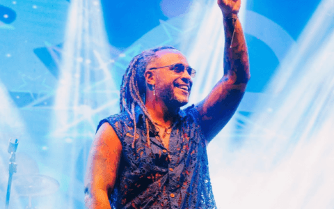 Imagem do post Ara Ketu revela figurino de Guga Cammafeu para o Carnaval 2025