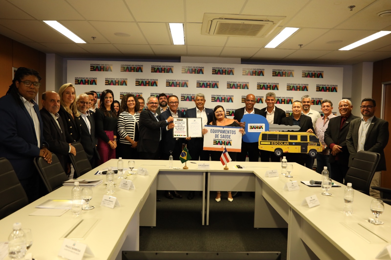 Governador celebra convênio para construção de UBS em Morro de São Paulo