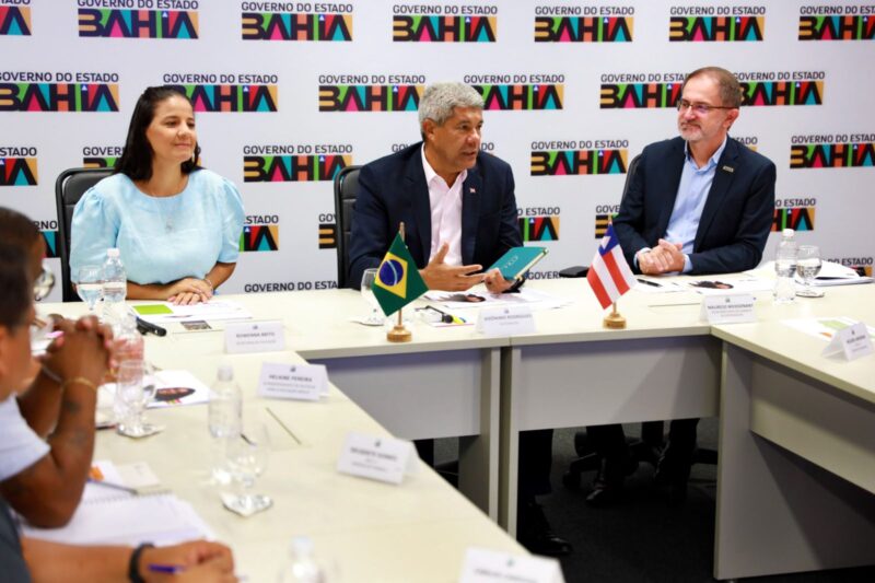 Governo Jerônimo alinha estratégias para o ano letivo de 2025