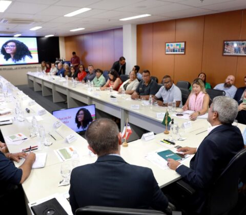 Imagem do post Bahia avança na implementação da Lei do Celular nas escolas estaduais