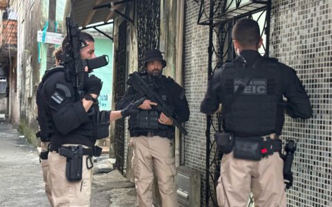 Imagem do post Operação Tela Fria cumpre mandados judiciais contra grupo criminoso na capital baiana