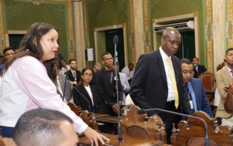 Imagem do post Isabela Sousa cobra entrega do terminal de integração em Campinas de Pirajá