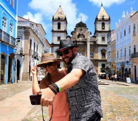 Imagem do post Celebrando 40 anos de Axé Music, festa atrai novo recorde de turistas