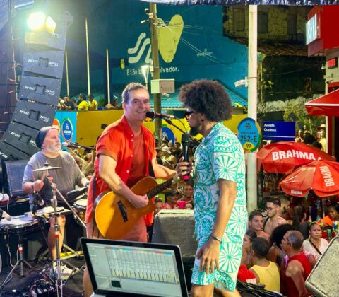 Imagem do post MUDEIdeNOME leva multidão ao Furdunço; saiba agenda do Carnaval