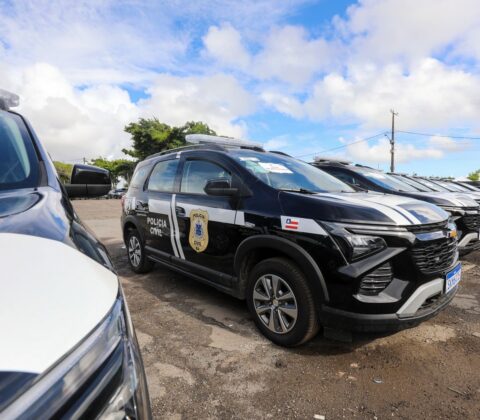 Imagem do post Camaçari recebe quatro novas viaturas do Governo do Estado