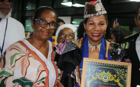 Imagem do post Rainha do Congo, Diambi Kabatusuila, é recepcionada pela prefeita Eliana Gonzaga, de Cachoeira