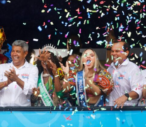 Imagem do post “Desejo sucesso aos artistas que fazem deste carnaval o mais potente do mundo”, declarou governador