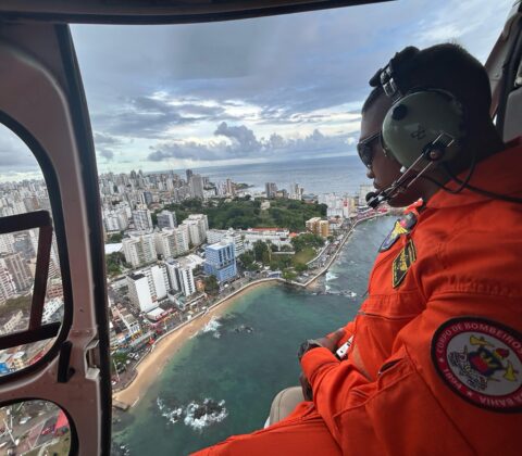 Imagem do post Grupamento Aéreo dos Bombeiros estreia atuação no Carnaval da Bahia com nova aeronave