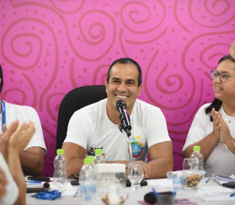 Imagem do post Bruno Reis destaca sucesso da operação da Prefeitura e movimentação histórica no Centro no 1º dia do Carnaval