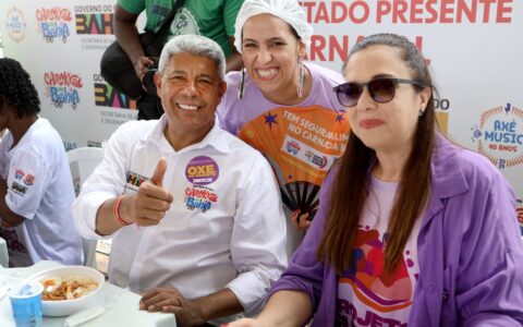 Imagem do post “É nossa obrigação cuidar dos trabalhadores informais no Carnaval”, afirma Jerônimo durante almoço com catadoras de materiais recicláveis
