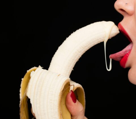 Imagem do post Jovem baiana é internada com lesão na garganta após fazer sexo oral