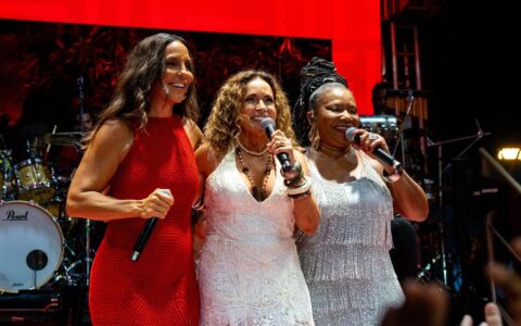 Imagem do post Margareth Menezes celebra 40 anos do Axé com show memorável ao lado de Ivete, Daniela e Brown