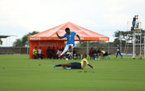 Imagem do post Com show dos Pivetes de Aço, Sub-17 do Brasil vence Equador em amistoso