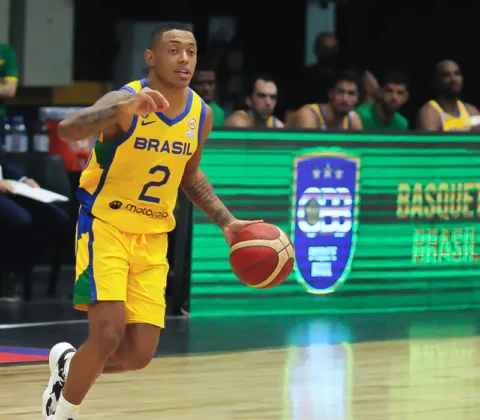 Imagem do post Brasil vence Uruguai e mantém 100% nas Eliminatórias para Americup