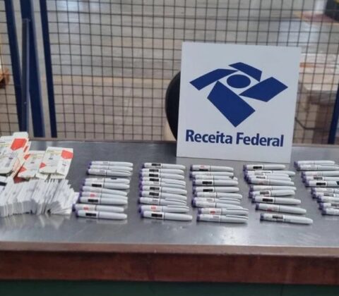 Imagem do post Homem é flagrado com 60 canetas de Mounjaro no aeroporto de Salvador