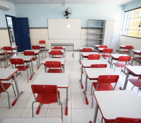 Imagem do post Prefeitura informa que 90% das escolas estão abertas e 70% dos professores retornaram às unidades de ensino