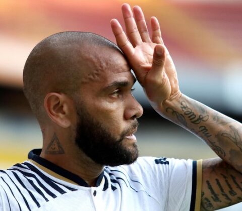 Imagem do post Daniel Alves é processado por clube mexicano; entenda o caso