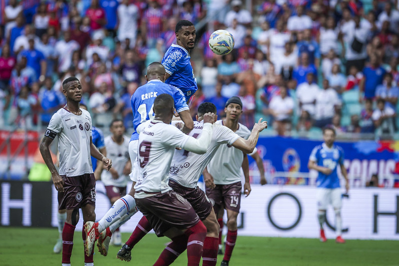 Bahia divulga lista de relacionados para jogo de volta contra o Jacuipense; confira