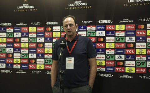 Imagem do post “Temos uma torcida que ganha jogo”, diz Ceni sobre jogo de volta da Libertadores