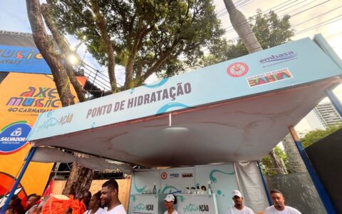 Imagem do post Pontos de hidratação do governo da Bahia ficam sem água no circuito Osmar