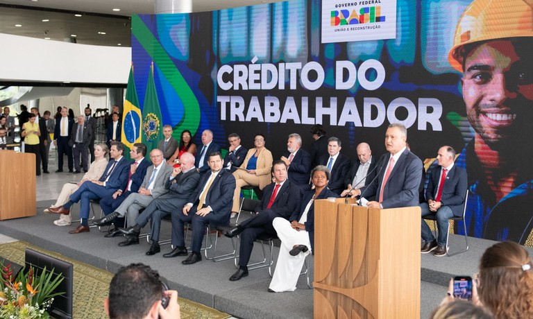 Governo lança linha de crédito consignado “Crédito do Trabalhador” para empréstimos mais baratos