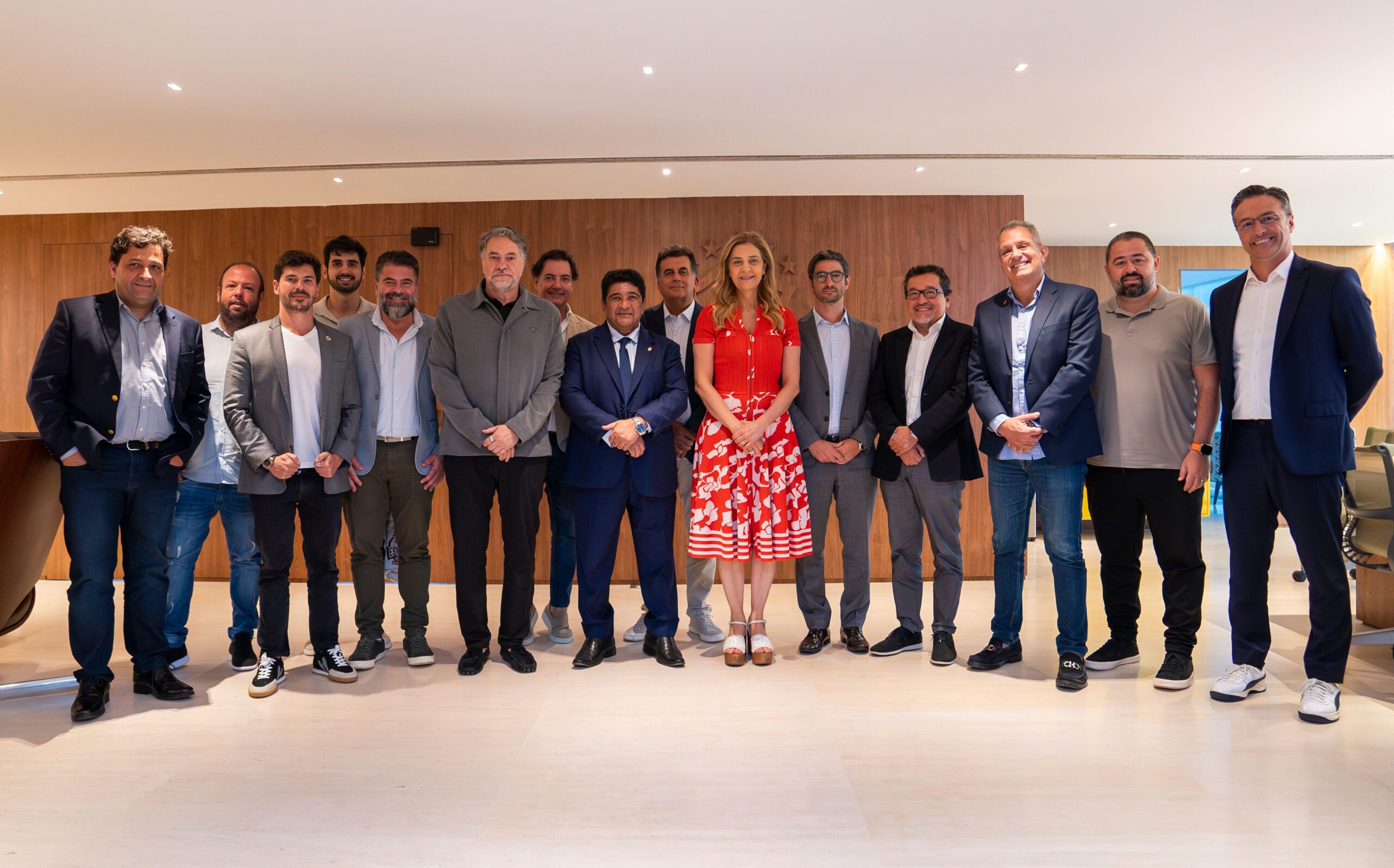 Presidente da CBF recebe dirigentes de clubes das Série A, B e C do Campeonato Brasileiro