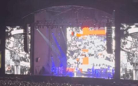 Imagem do post Gilberto Gil estreia turnê de despedida em Salvador e presta homenagem às vítimas da didatura militar: “Sem anistia”