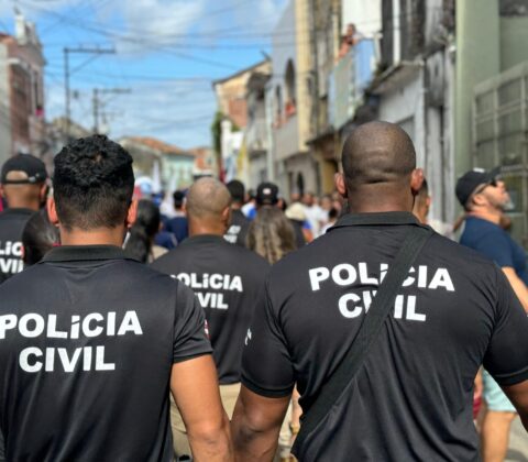 Imagem do post Foragido da Justiça de Goiás é preso pela Polícia Civil da Bahia no circuito Dodô