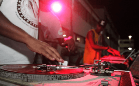 Imagem do post Fábrica de Rimas abre inscrições para o Programa Acelera RAP; saiba detalhes