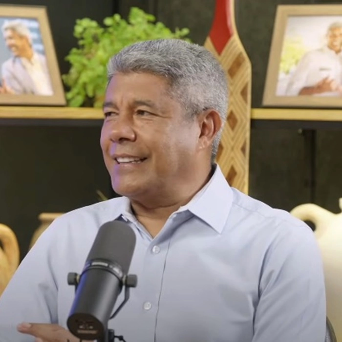 Jerônimo Rodrigues amplia base: prefeito de Santa Cruz Cabrália deixa ACM Neto