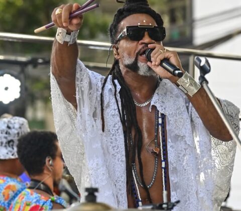 Imagem do post “Só existe uma raça, que é a humana”, diz Carlinhos Brown