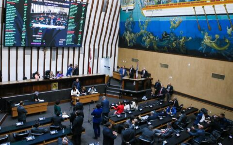 Imagem do post Projetos de Jerônimo Rodrigues devem ser votados nesta terça-feira na Alba