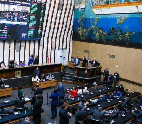 Imagem do post ALBA: deputados aprovam urgência para votar empréstimo de R$ 600 milhões de Jerônimo