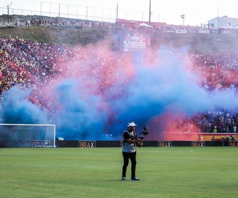 Imagem do post Vitória fala em “sabotagem” após fumaça azul viralizar no Ba-Vi