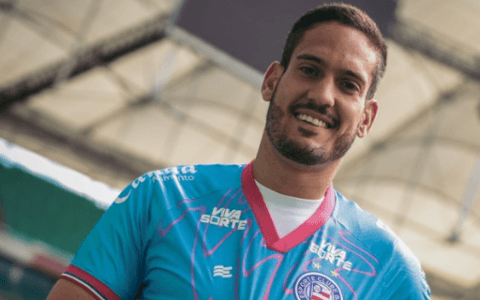 Imagem do post Goleiro Ronaldo é apresentado no Bahia e elogia Rogério Ceni