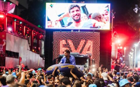 Imagem do post Bloco Eva agita Salvador com desfile apoteótico e repertório especial em homenagem aos 40 anos do Axé